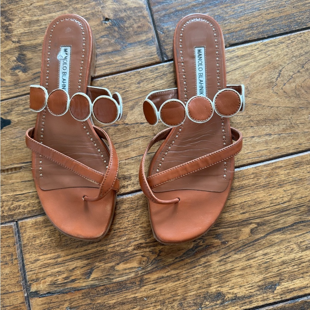 Manolo Blahnik Brown Leather Circle Sandals